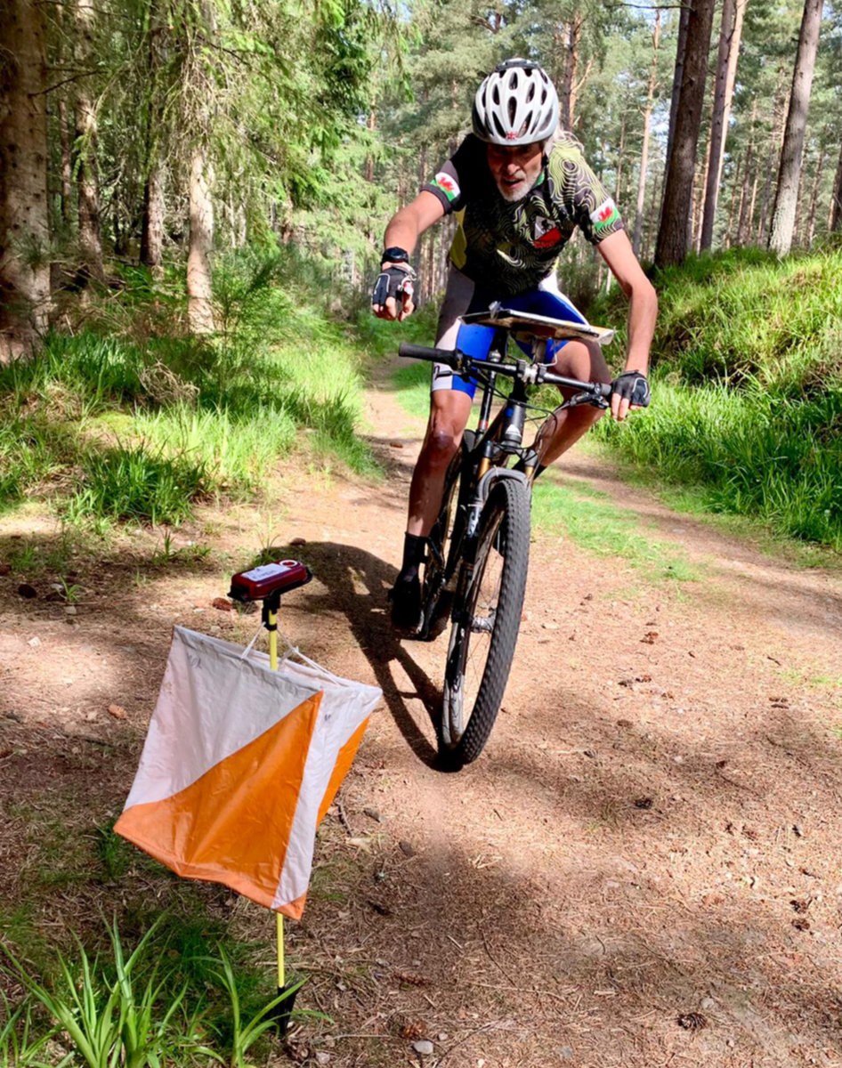 MTBO control and rider