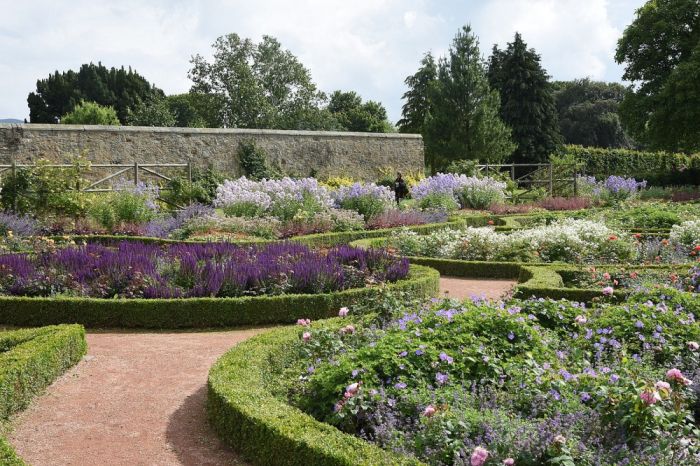 Saughton Park - formal gardens