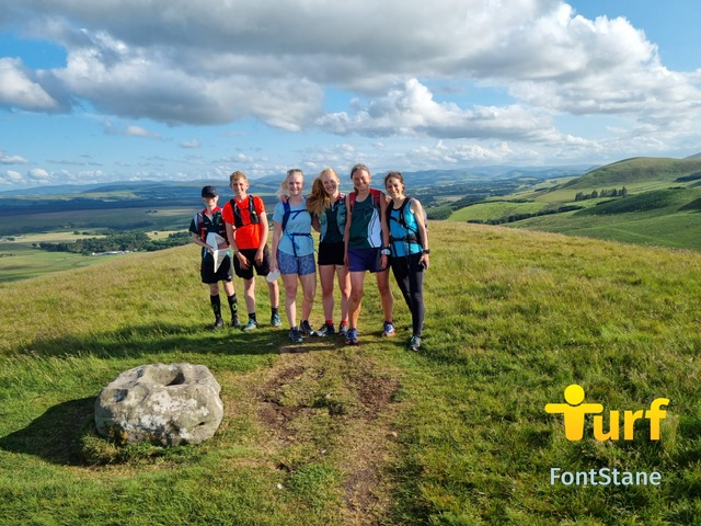 Group of intrepid runners at the Fontstane