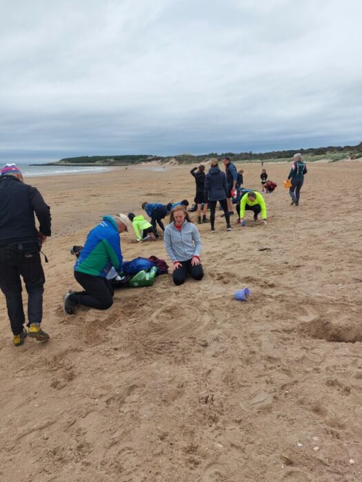 contour exercises in the sand